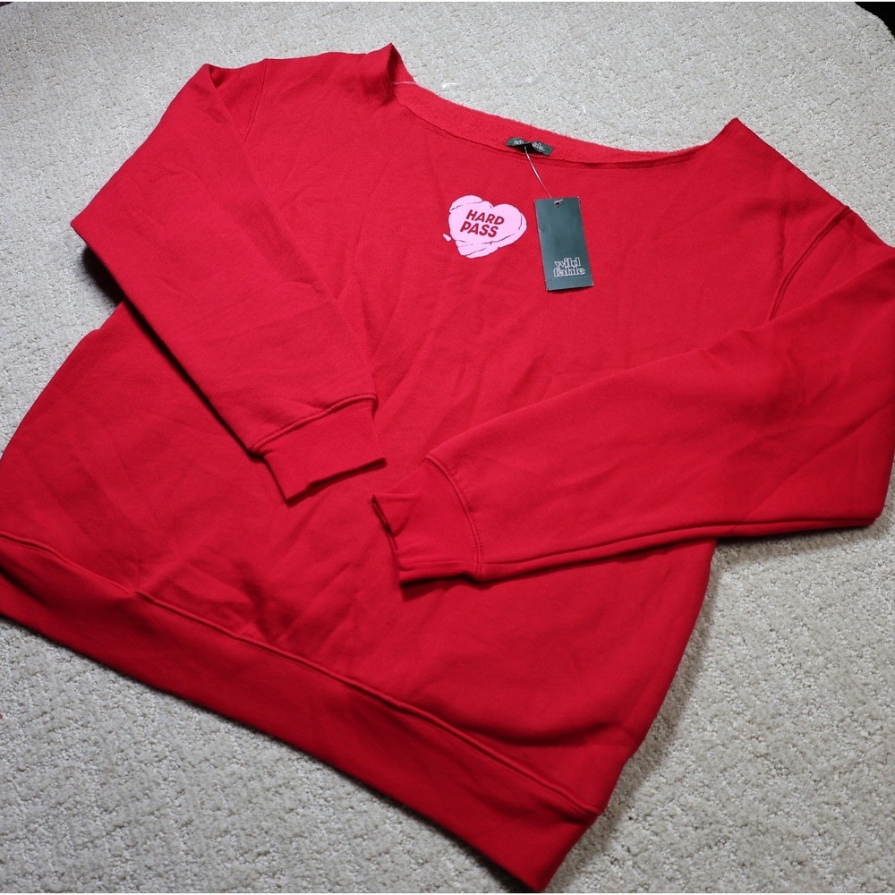Wild Fable Riviera Red Hard Pass Graphic Off Shoulder Sweatshirt S P616X6 - Picture 1 of 6